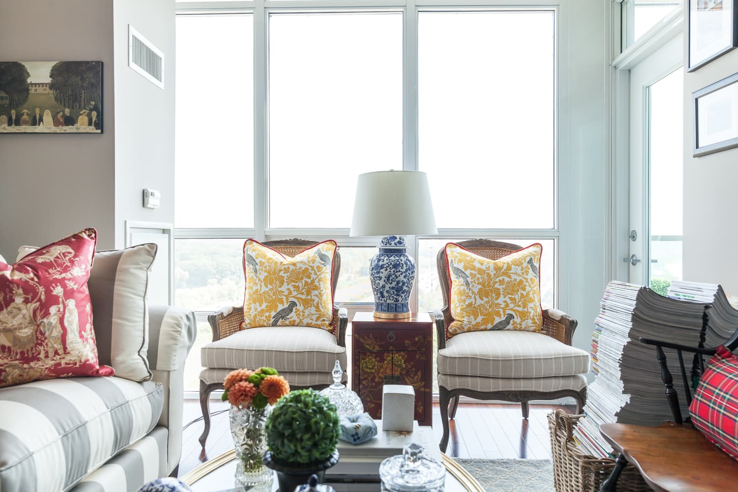 The 9 Best Living Room Decor Items on Etsy for Under $25, According to